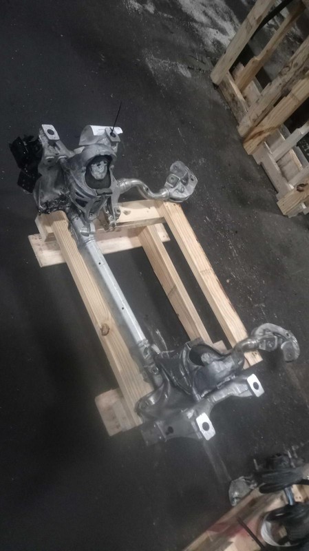 2018 Audi Q7 Frame Crossmember OEM White 4M0399315T 143K Miles Warranty