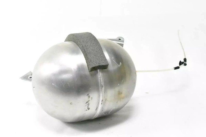 06-11 Mercedes W219 CLS550 CLS55 AMG Airmatic Compressor Air Pressure Tank OEM