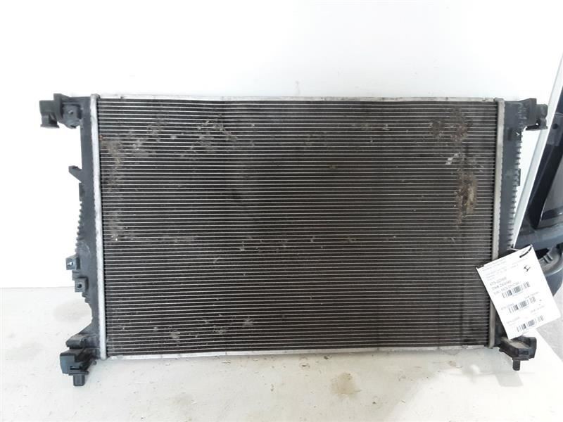2014-2018 Jeep Cherokee Radiator Dual Fan OEM