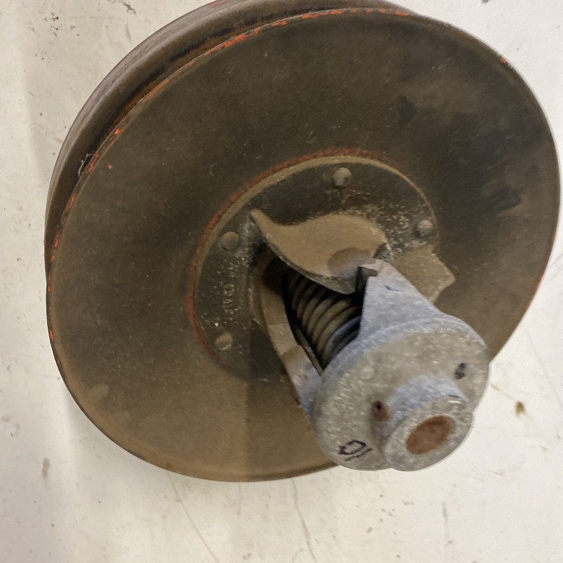 1980’s Ski-doo Elan 250 Vintage Snowmobile Secondary driven clutch # 10