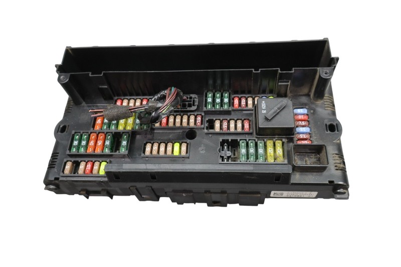 2011 BMW F04 750Li xDrive Front Fuse Box Fusebox Distribution Box 9210861 Oem