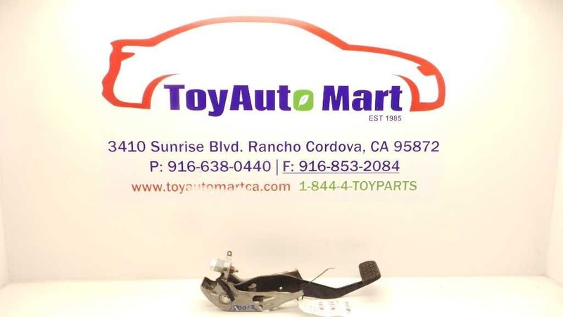06 07 08 09 10 TOYOTA YARISBRAKE PEDAL