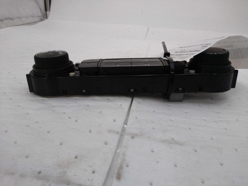 Used A/C Selector Switch fits: 2015 Chevrolet Silverado 1500 pickup single zone