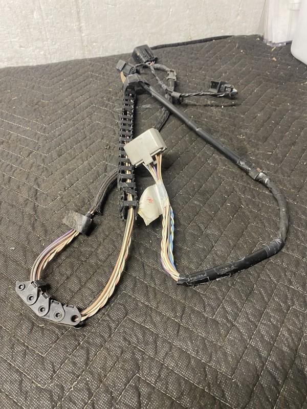 2012 Town And Country Right Middle Track Harness OEM