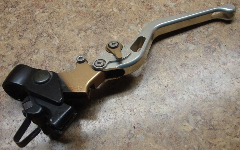 2006 Yamaha FZ6 FZ 6 FZ6-C F Z 6 600 Left Hand Front Clutch Lever Mount LH