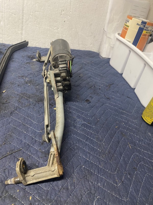 2000 Volkswagen Golf 2 Door VR6 Wiper Motor OEM