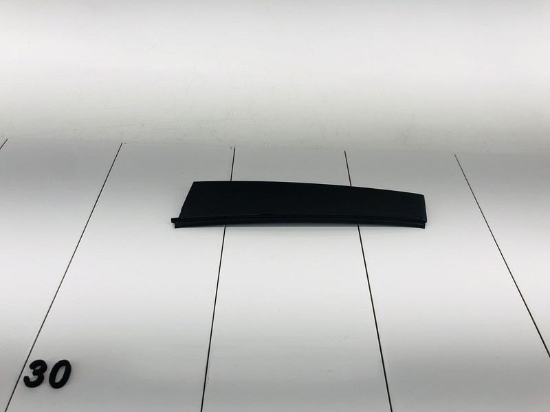 15-20 AUDI A3 QUATTRO REAR RIGHT PASSENGER SIDE EXTERIOR PILLAR DOOR MOLDING OEM