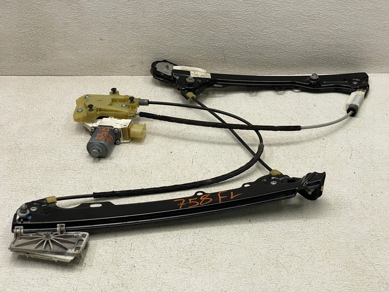 2009-2016 BMW Z4 FRONT LEFT DRIVER SIDE WINDOW REGULATOR OEM LOT758
