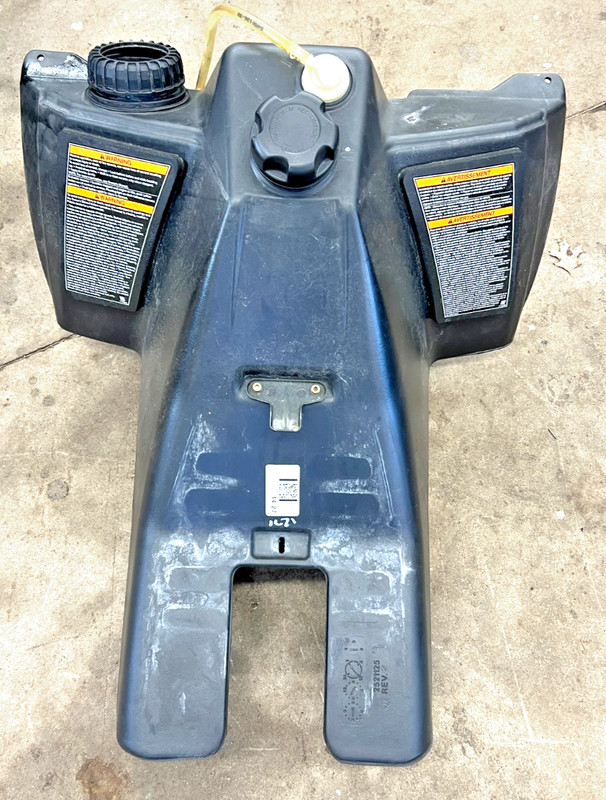 2012-2014 Polaris Rush Switchback fuel gas tank 600 800 with cap 2521126
