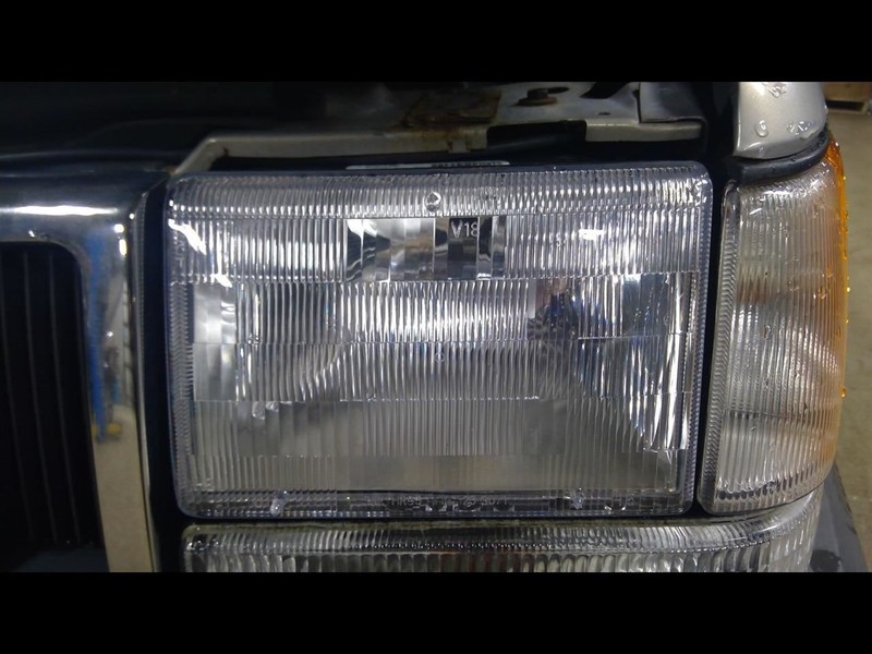 Driver Left Headlight Fits 93-95 GRAND CHEROKEE 1561930