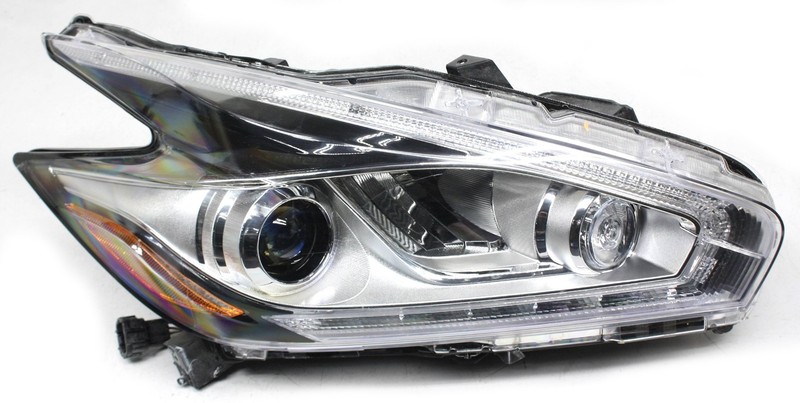 OEM Right Passenger Side LED Headlamp For Nissan Murano (3.5L) 26010-9UE5C