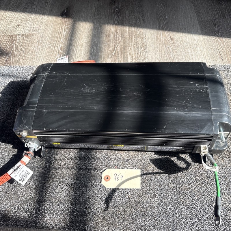 Cooper Bussmann True Sine Wave Inverter 12-110-1800