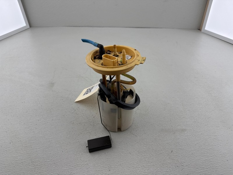 2010 - 2014 VOLKSWAGEN JETTA SPORTWAGEN Diesel Tank Fuel Pump 1K0 919 050 OEM