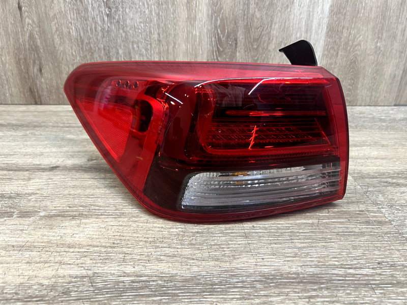 2021-2023 Kia Rio LH Tail light ASSY OEM Part# 92401-H9300