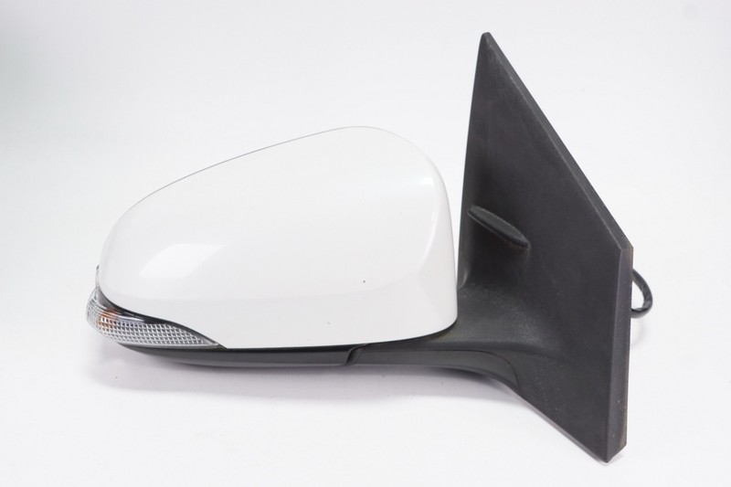 TOYOTA COROLLA iM Front Right RH Door Mirror OEM 2016 - 2018