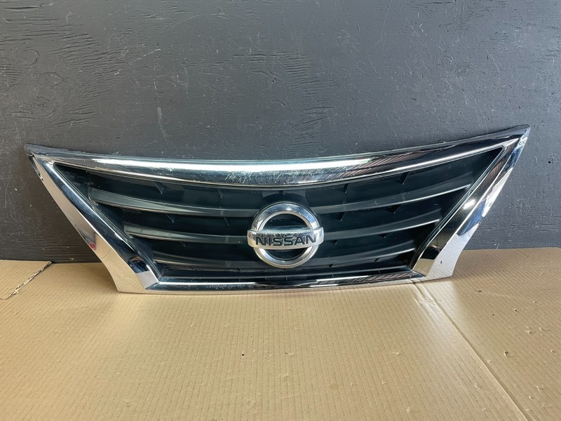 2013 to 2015 Nissan Altima Front Upper Grill Grille Sedan Aftermarket ae3528 DG