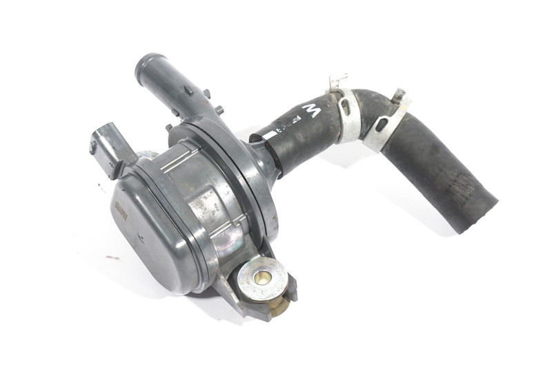 2021-2024 TOYOTA SIENNA PLATINUM WATER PUMP OEM