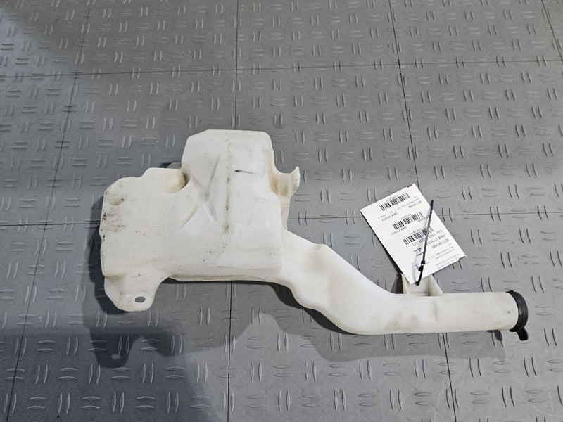 Wash Reservoir Classic Style Fits 15-19 SIERRA 1500 PICKUP 3534279