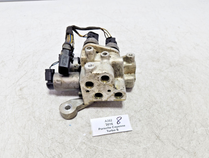 ✅ 11-18 OEM Porsche Cayenne Turbo 958 4.8L Rear Self Leveling Air Suspension
