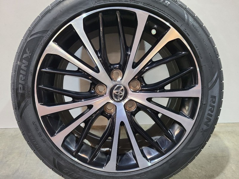 Wheel 18x8 Alloy 20 Spoke Silver And Black Fits 18-22 CAMRY 591306