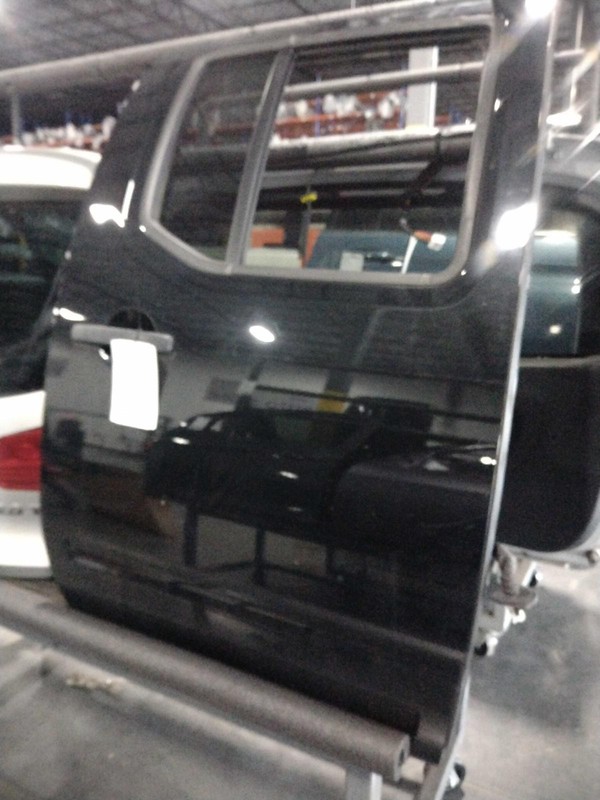 2020 Nissan Frontier Right Rear Door Black OEM Good Condition 710483