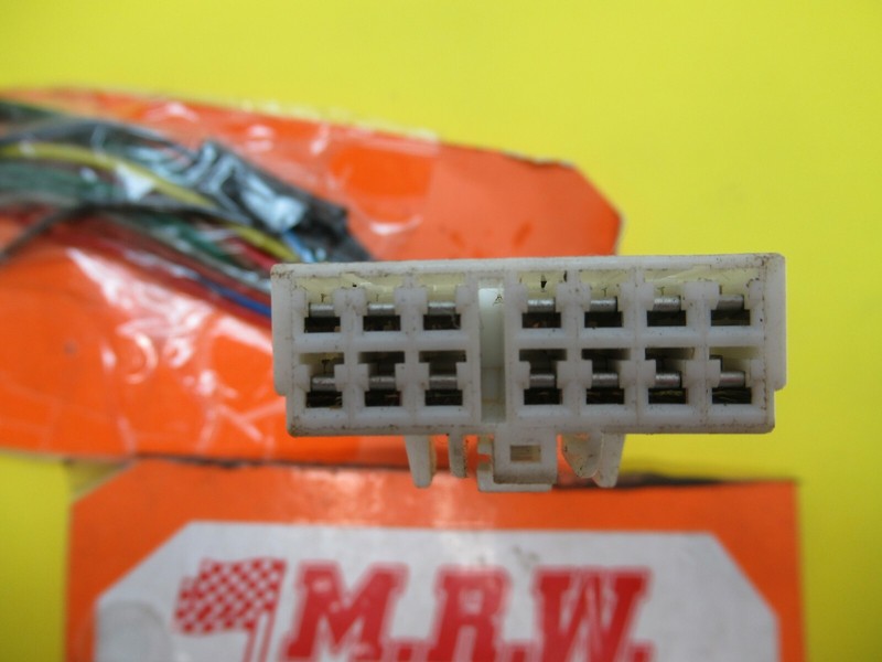 WIPER SWITCH WIRE PLUG CONNECTOR PIG TAIL STEERING COLUMN CONTROL REAR WIPER
