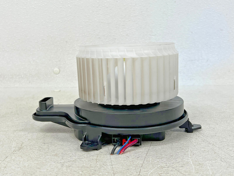 ⭐2019-2025 CADILLAC XT4 HVAC AC CLIMATE HEATER BLOWER FAN MOTOR OEM LOT2679