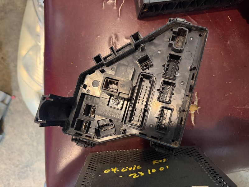 08-11 HONDA CIVIC 1.8 OEM ENGINE FUSE BOX FUSEBOX RELAY JUNCTION BOX