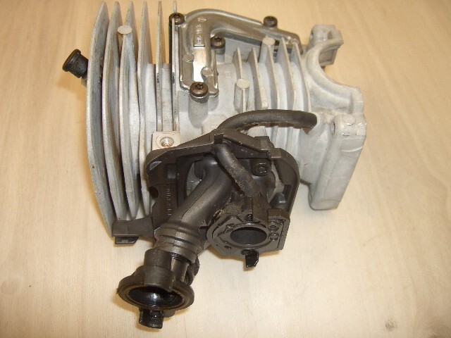 Husqvarna 455 rancher x-torqcylinder mahle 47zd8 chainsaw part Bin 446