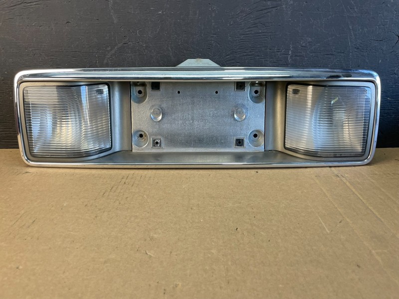 1994-1999 Cadillac DeVille Rear Trunk BackUp License Plate Light Panel AD0084 DG