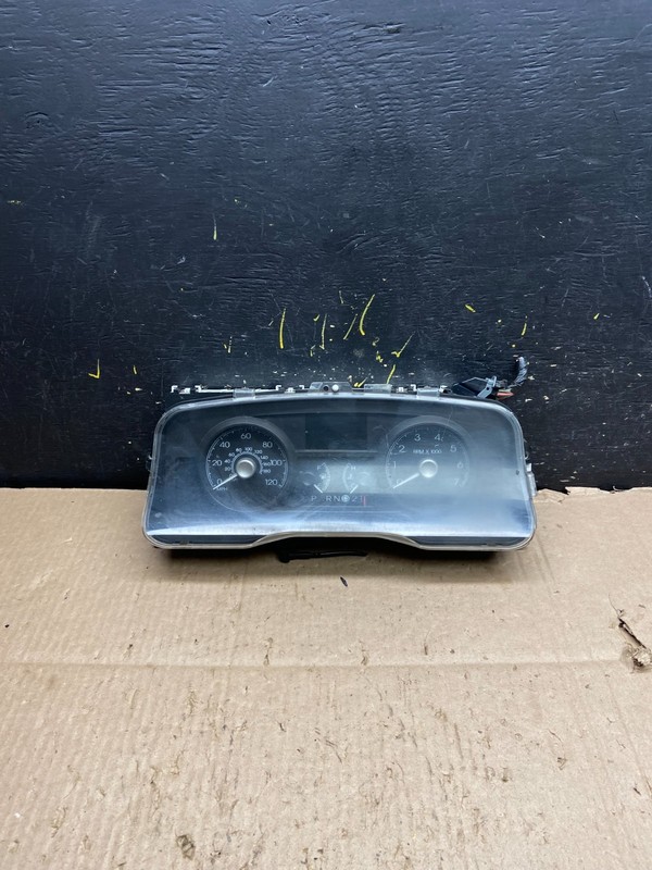 2009 to 2010 Mercury Marquis Speedometer Cluster Gauge Oem ab1809 DG