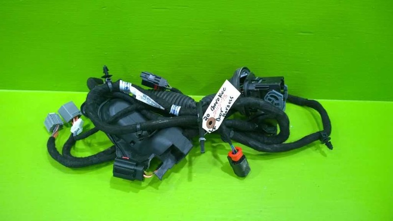 19 20 JEEP CHEROKEE 2.4L AT DRIVER LEFT FRONT DOOR HARNESS OEM 2415-73