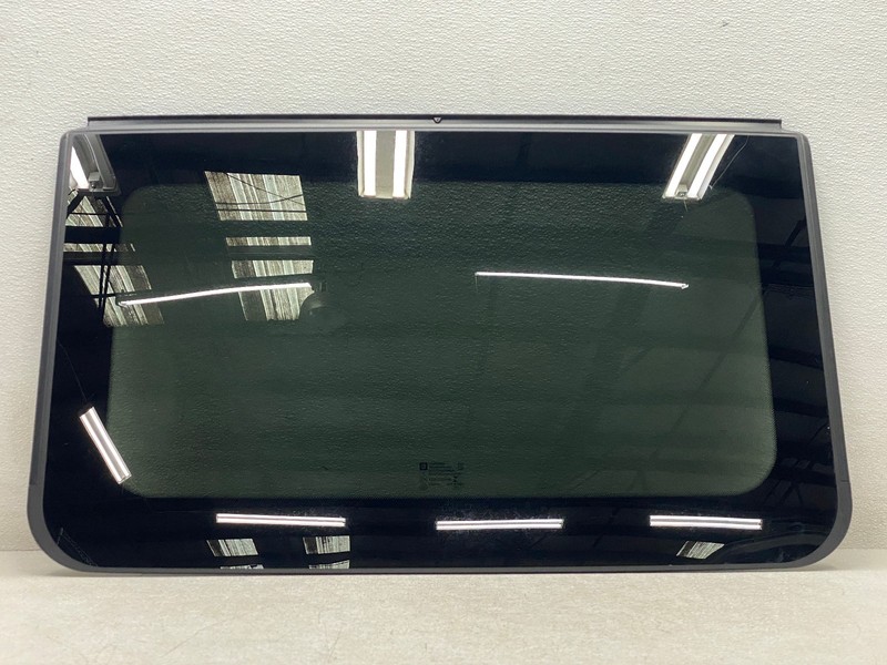 2020-2024 CADILLAC CT5 REAR SUNROOF MOON ROOF WINDOW GLASS OEM LOT797