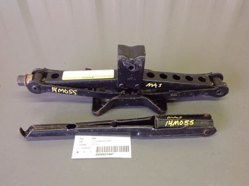 Jack and Tool Kit Assembly 4880456AA Fits 2004-2008 Chrysler Pacifica 75987