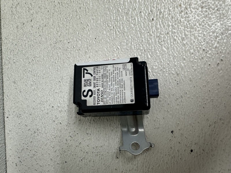 2011-2017 Lexus Ct200h Keyless Entry Receiver ID 8974076010 Oem