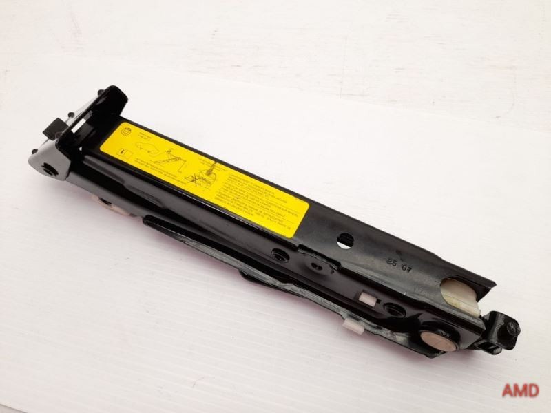 2008 BMW 535i 535xi 528xi 528i E60 Spare Tire Car Floor Jack 71126767944