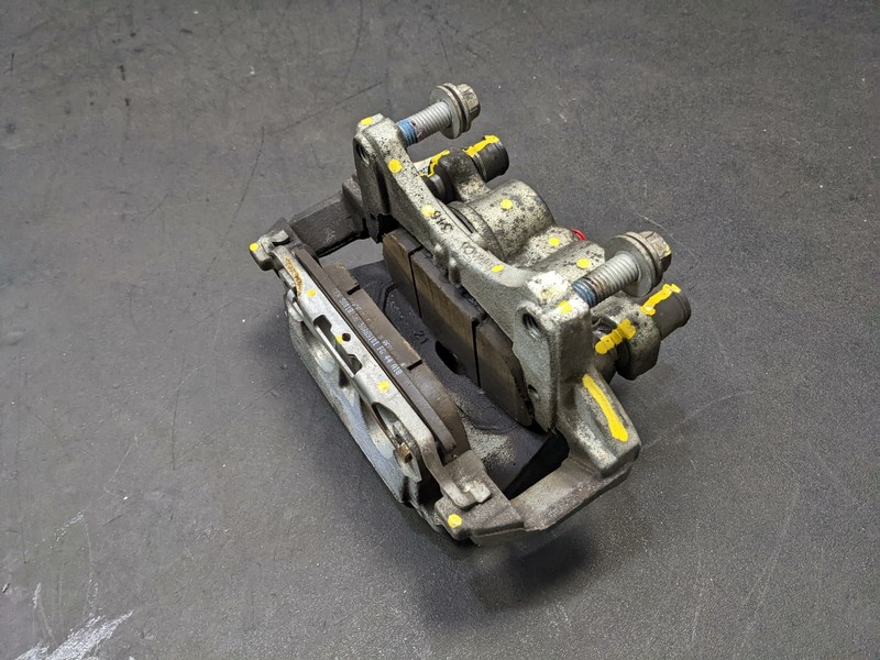 Front Right Brake Caliper 2019 Ford EDGE F2GC-2B294-AA 2015 - 2018