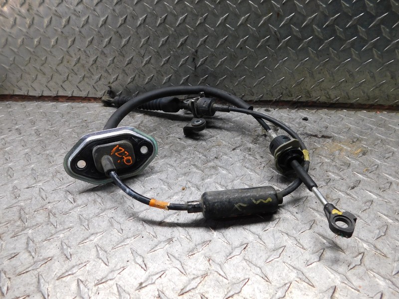 12-17 HYUNDAI ACCENT AUTOMATIC TRANSMISSION SHIFTER CABLE 1.6L
