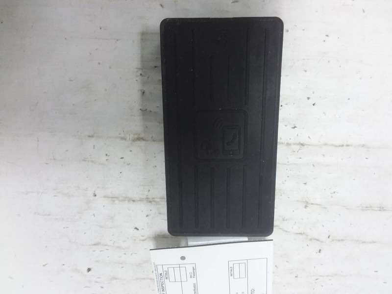 Wireless Phone Charger Control Module 2019 Audi A4 8W0035502C