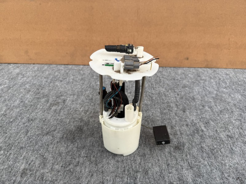 INFINITI Q50 Q60 2014-2024 OEM FUEL GAS TANK MOUNTED PUMP MODULE ASSEMBLY 3.5L
