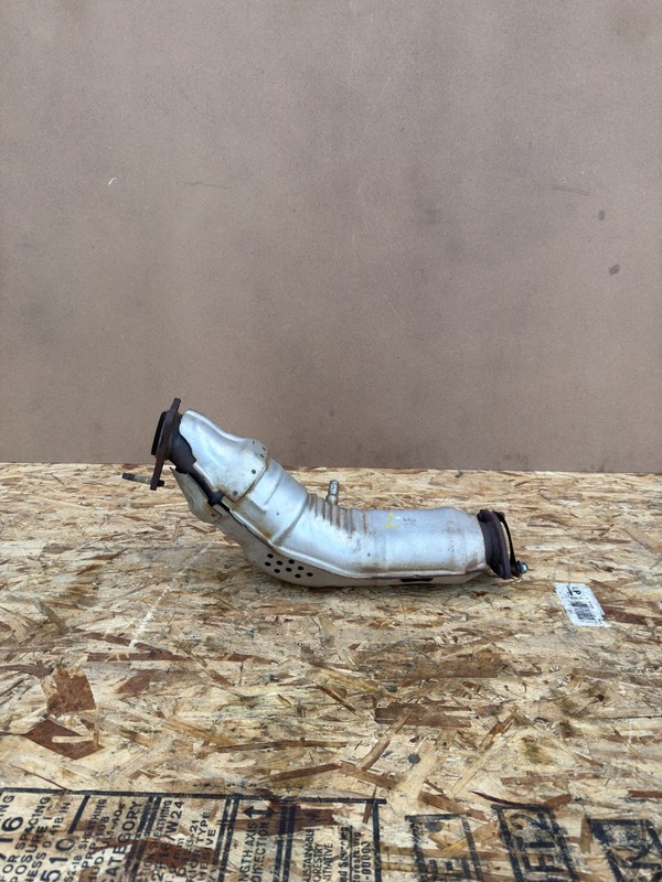 NISSAN INFINITI 07-21 OEM LEFT DRIVER MANIFOLD MUFFLER EXHAUST PIPE TUBE 3.5 3.7