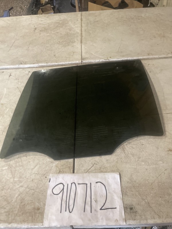 2004 - 2009 Cadillac SRX Factory Window Left rear door glass window tinted