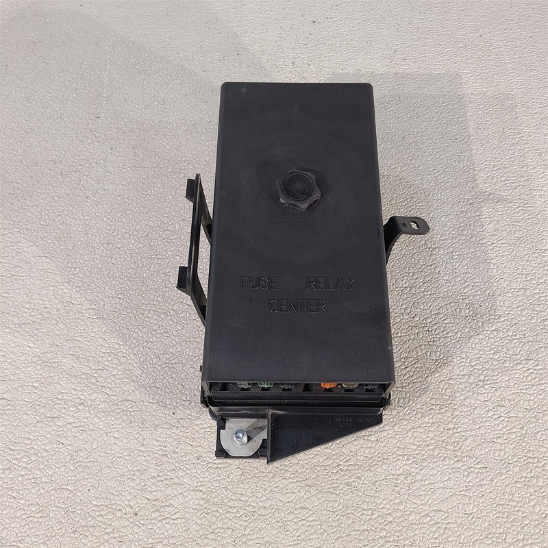 01-04 Corvette C5 Interior Cabin Fusebox Fuse Block 10443148 Oem Aa7493