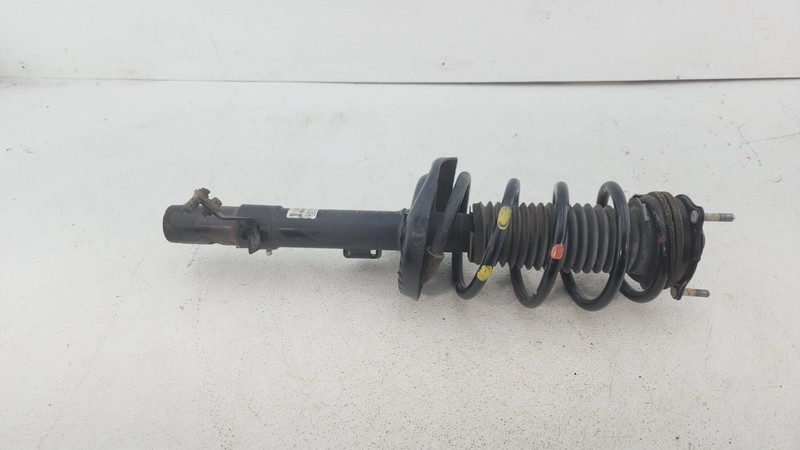 2017-23 HONDA RIDGELINE AWD FRONT RIGHT SHOCK STRUT ABSORBER W/ COIL SPRING OEM