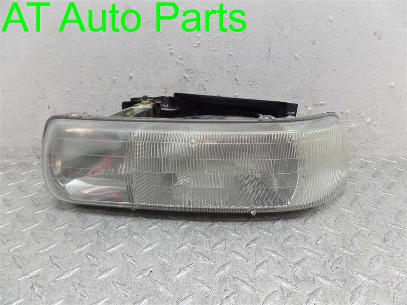 99 00 01 02 SILVERADO SUBURBAN TAHOE DRIVER FRONT HEADLAMP 16526134