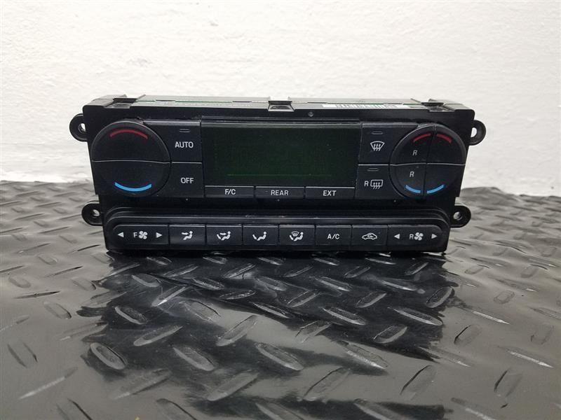 05-07 Ford Freestyle A/C Temperature Control W/O Heated Seats OEM 5F9318C612BM
