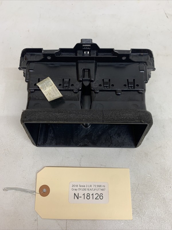 ⚡️20-22 TESLA 3 Y Center Console Air Vents 1087928-00-B 1093095-00-B 18126 B154