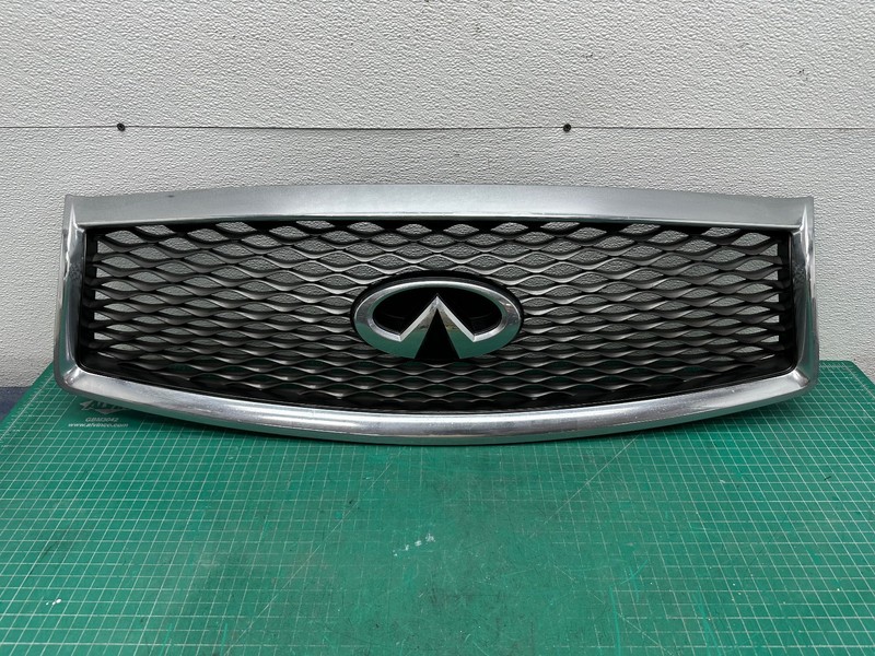 14-17 INFINITI Q50 FRONT BUMPER UPPER RADIATOR GRILLE GRILL EMBLEM OEM