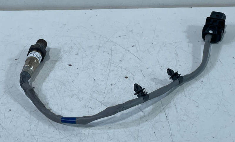 20-25 HYUNDAI PALISADE FRONT RIGHT UPPER EXHAUST LAMBDA O2 OXYGEN SENSOR #104064