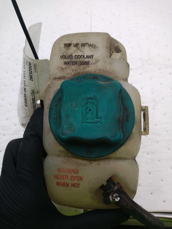 2006 Volvo 80 Series Engine Coolant Reservoir OEM 30723929 133K Miles